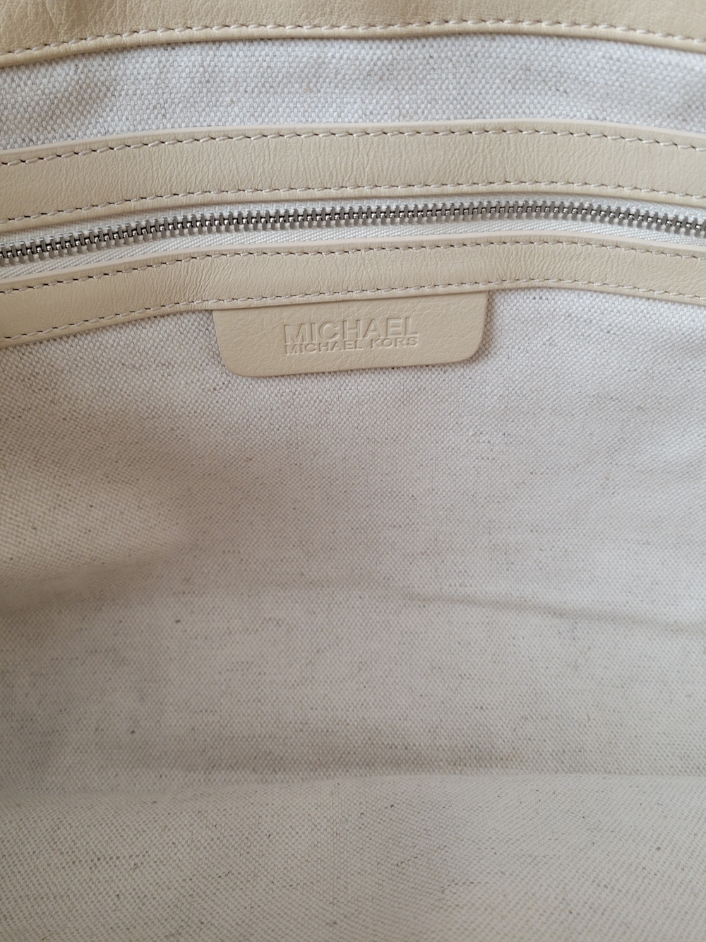 Michael Kors Cream Leather Tote/ShoulderBag with Braided Strap Silver Hardware - Picture 13 of 15